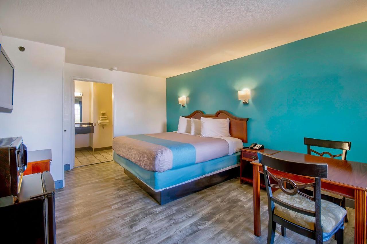 Motel 6-Grand Rivers, Ky Екстериор снимка