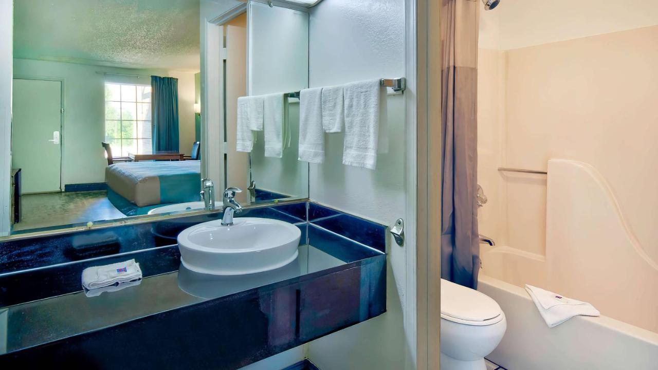 Motel 6-Grand Rivers, Ky Екстериор снимка