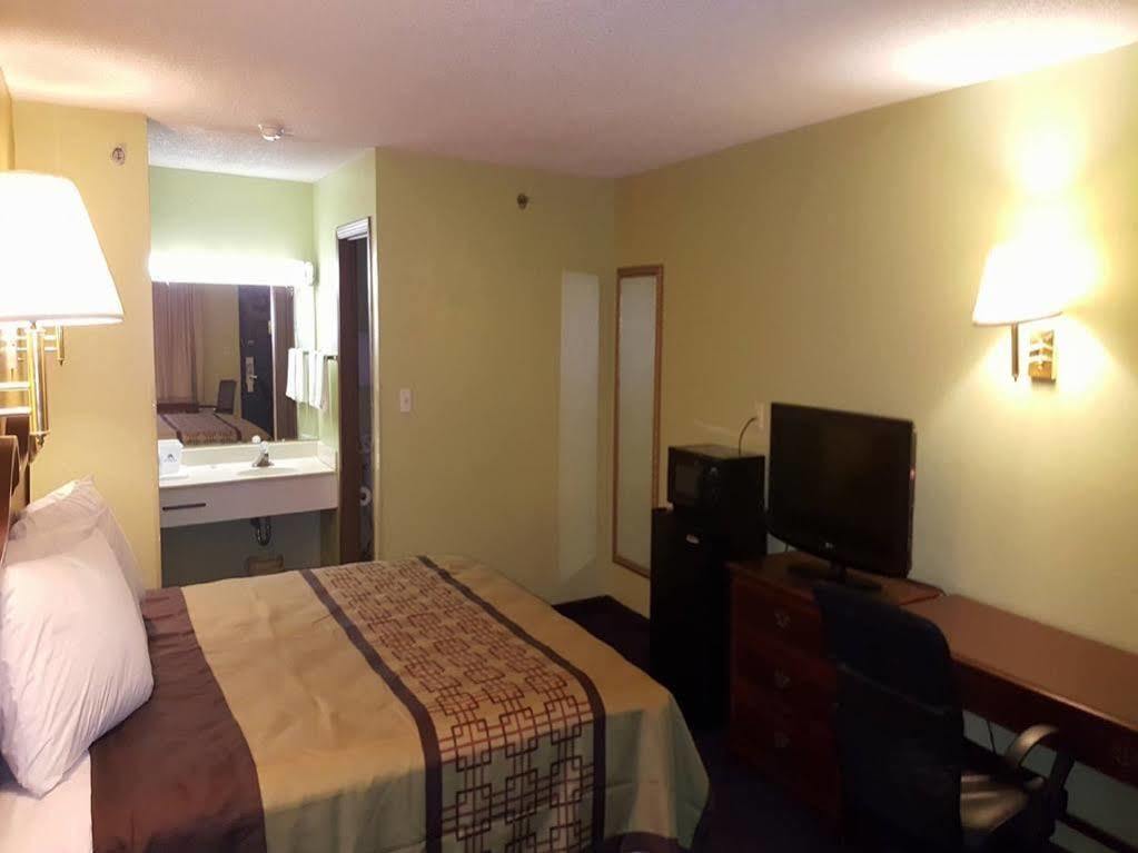 Motel 6-Grand Rivers, Ky Екстериор снимка